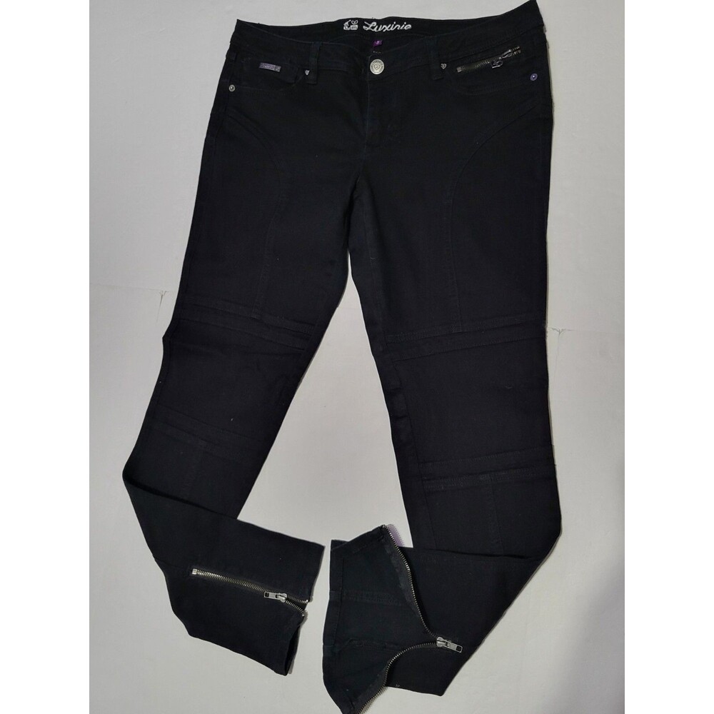 Luxirie Women's Jeans Sz 15/32 Black